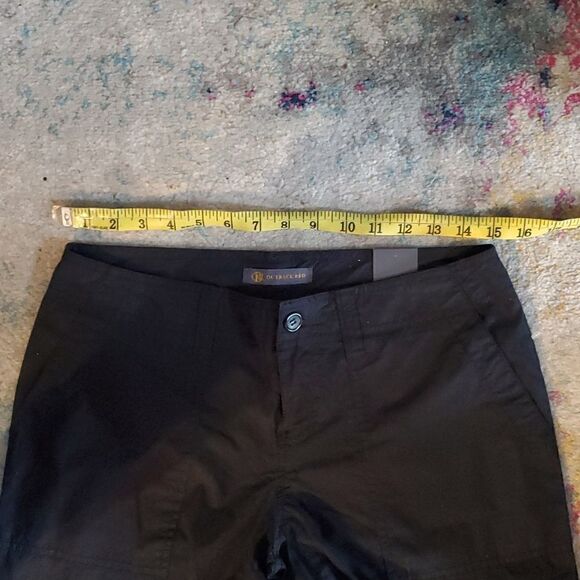 Outback Red Black Cropped Pants Size 2 - Picture 6 of 7